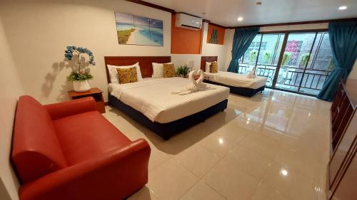 room detail thumbnail 1