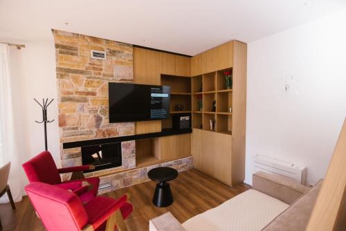 Vila 66, Korçë (Foto 5)