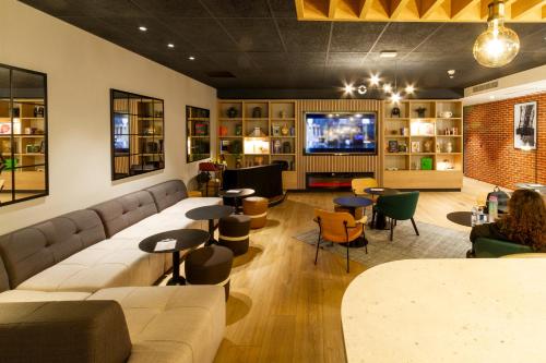 Facilities, CAMPANILE PRIME PARIS 19 - LA VILLETTE in 19th - Buttes-Chaumont