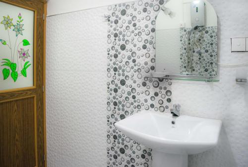 happy paradise lot 5596 kg cherenging pahang bentong malaysia my 28750 best western plus paradise h