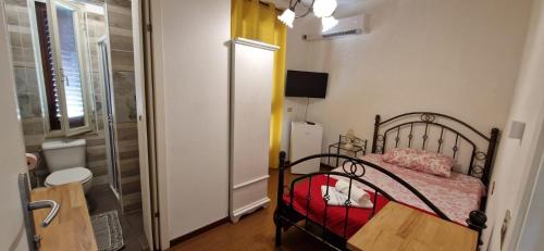 1 twin bed