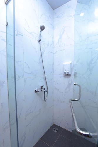 Superior Double or Twin Room image 7