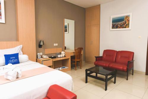 Executive King Room image 4