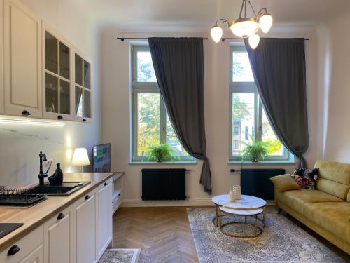Apartament Mała Secesja - dla wyjątkowych gości, więcej niż hotel - 120 lat historii, komfort, prywatność