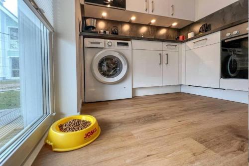 Maltes-Ostseekoje Parken frei vorm Haus, 500m zum Strand,Infrarotsauna,Magenta TV mit Netflix ,Disne in Olpenitz