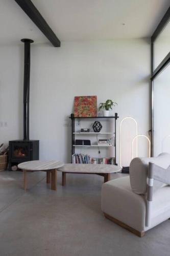 Moderna casa en el bosque