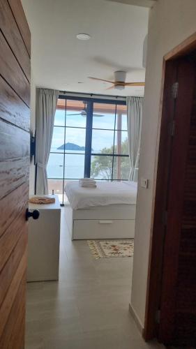 Fishman Beachfront Villas