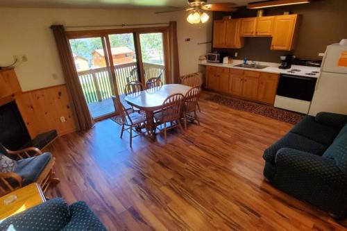 Exterior view, 2 Bedroom Wolf Villa In Voyageurs National Park in International Falls (MN)