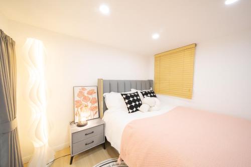Shanghai Dreams - Hidden Gem on Yongkang Road - Entire Apartment Shanghai Dreams - Hidden Gem on Yongkang Road - Entire Apartment