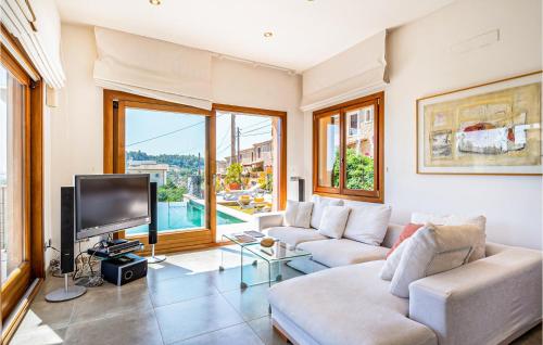  3 Bedroom Gorgeous Home In Mancor De La Vall in Mancor del Valle