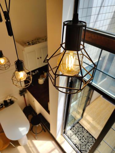 Shanghai Dreams - Cozy Sunroom on Yongkang Road - Entire Apartment Shanghai Dreams - Cozy Sunroom on Yongkang Road - Entire Apartment