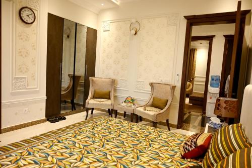 Luxury Spanish Villa Close to Raya Fairways Commercial - image 6