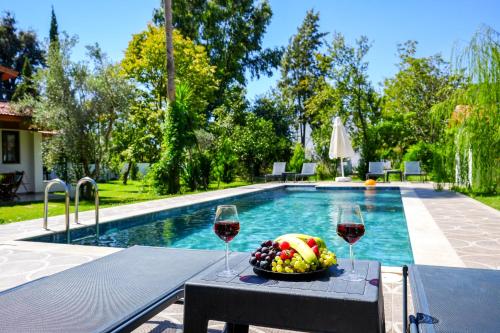 Villa Misli - red/ green in Dalyan