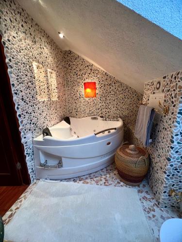 Exclusive Golden Sands apartment in Ziepniekkalns