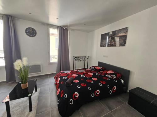 1 Studio Cosy avec WIFI Meulan EN Y in Meulan-en-Yvelines