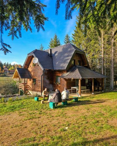 Vacation Home Miki 2 - Location saisonnière - Ljuboš
