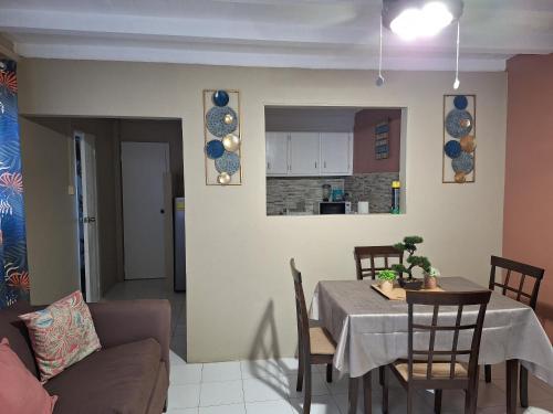 Cocina, Norms Near US Embassy in Bridgetown