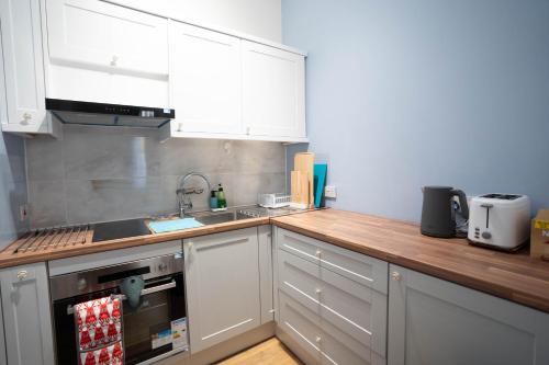 Stylish Apartment in Edinburgh 5 beds 3 Bedrooms, Edinburgh (fotografie 8)