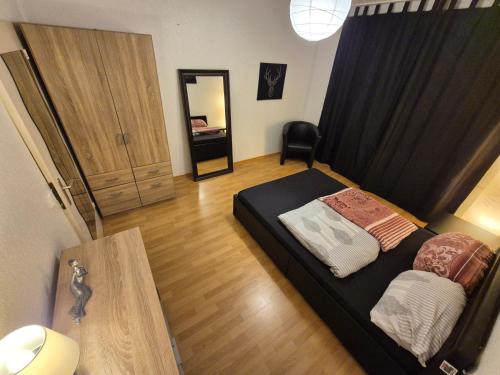 Schöne 3 Schlafzimmer Wohnung mit 4 Dopplbetten, Berlin (photo 9)