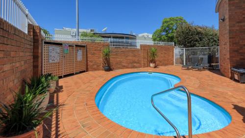Dubbo RSL Club Motel - 수영장