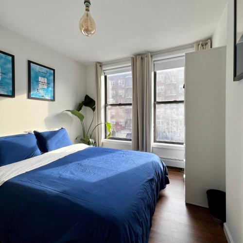 ONE bedroom in my TWO bedroom apt in Chelsea 23 & 7 in New York, USA