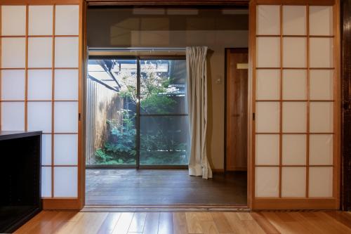 Shiki Homes 秋