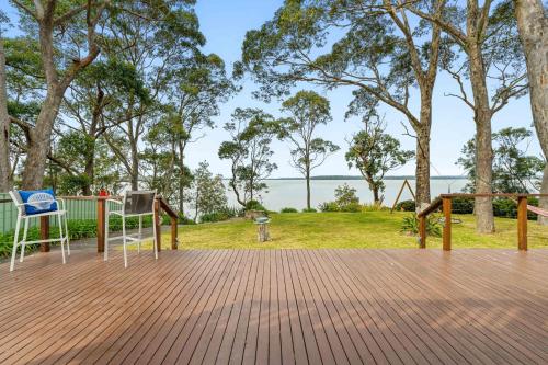 Jado on the Lake, Jervis Bay in St Georges Basin