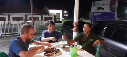 Ipoeng Rest Bed & Breakfast in Gorontalo