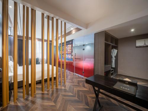 TOWO上品酒店(西安1号线开远门地铁站店) TOWO上品酒店(西安1号线开远门地铁站店)