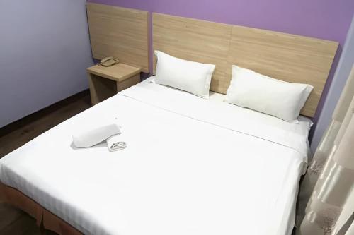 Deluxe Double Room room in YP Boutique Hotel Paradigm Mall Petaling Jaya