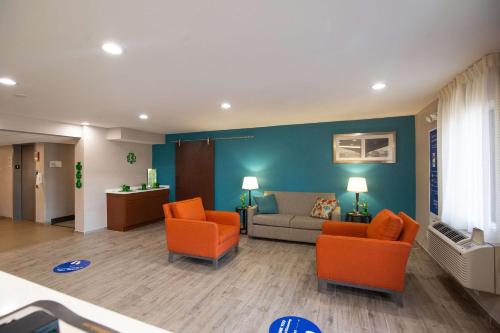 Quality Inn & Suites Hammond Near I-8090 in Hammond, USA