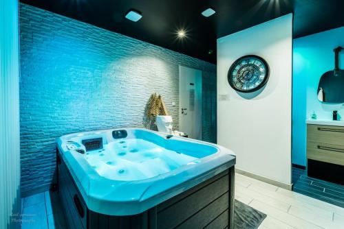 熱水浴缸, Évasion secrète (Evasion secrete) in 聖皮埃爾布魯克