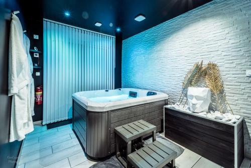 熱水浴缸, Évasion secrète (Evasion secrete) in 聖皮埃爾布魯克