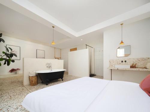Deluxe Double Room - Courtyard View room in Yixi Designer's Boutique Hotel Xi'an