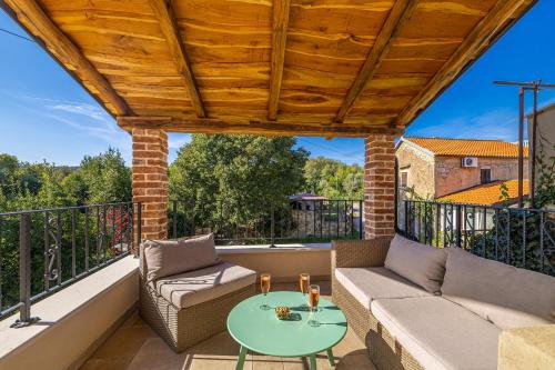 Balkons/terase, Villa MAVRA with private pool in Risika