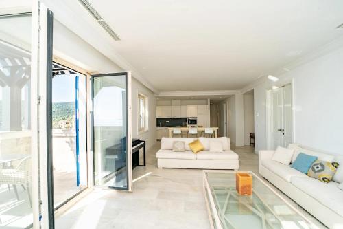 Sea View Three Bedroom Apartment - Marina Village in Tivat