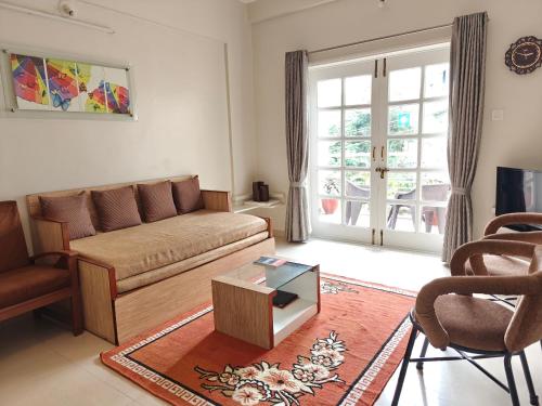 2 bedrooms, 3 beds