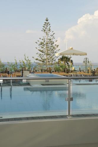 Bristol Sea View Apartments - image 7