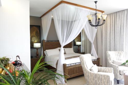 Deluxe Double Room with Balcony room in The Hideaway Boutique Hotel