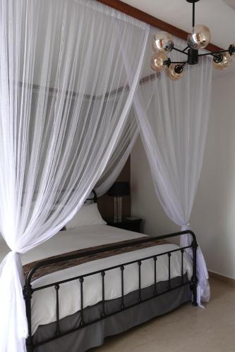 One-Bedroom Apartment with Balcony and City View room in The Hideaway Boutique Hotel