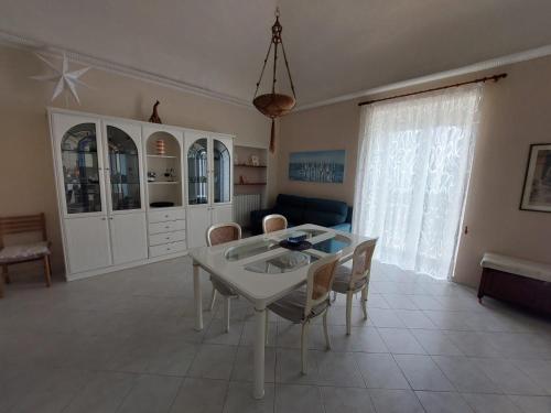 Apartment with Sea View image 10