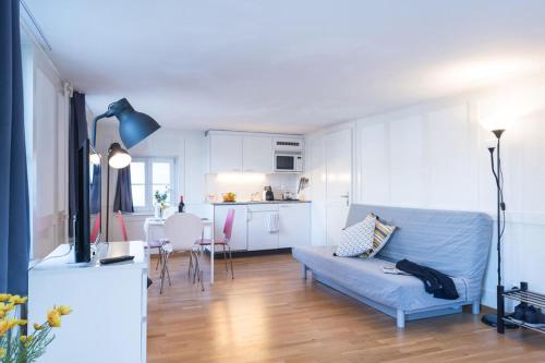Studio E