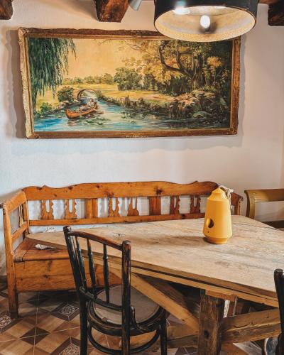 Casa Ursului - Rustic house in traditional village in Cisnadioara