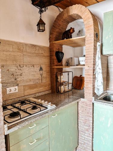 Casa Ursului - Rustic house in traditional village in Cisnadioara