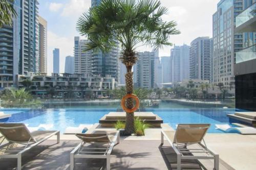 Stunning Marina Waterfront 2 Bed Escape, Dubaï