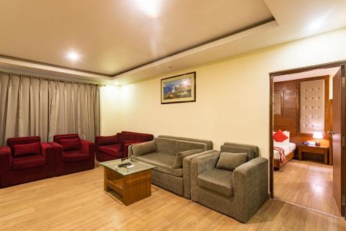 Deluxe Suite