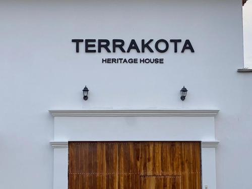 TERRAKOTA Heritage House