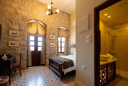 Jerusalem Hotel Room Type - Standard Triple Room
