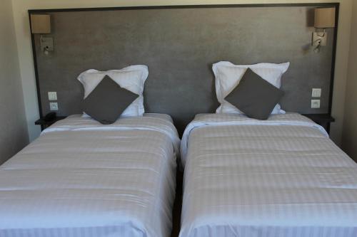 Logis Le Grand Hotel Room Type - Standard Twin Room