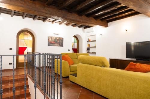 Domus LXVII Monti, Rome (photo 10)